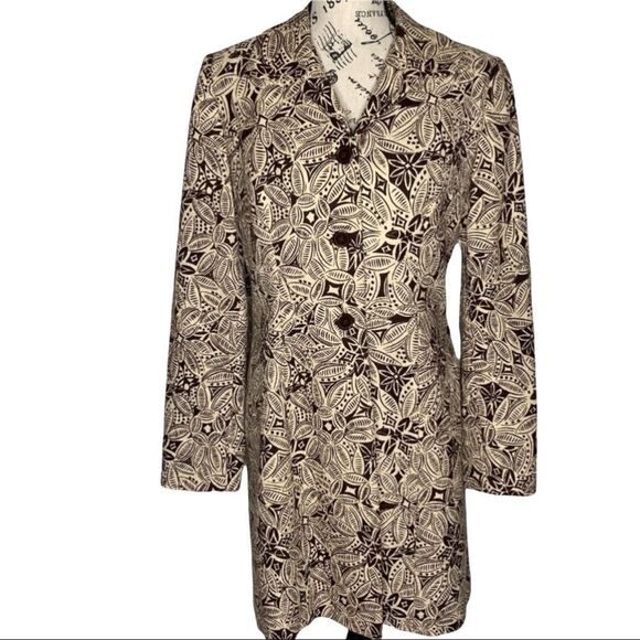 Women's Patterned Coat - Picture 2 of 13